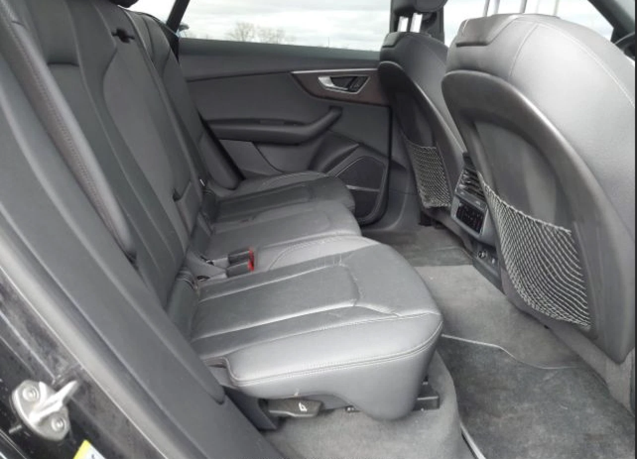 Audi Q8 B&O* DISTRONIC* LANE ASSIST* ПОДГРЕВ* 360* KEYLESS - изображение 10