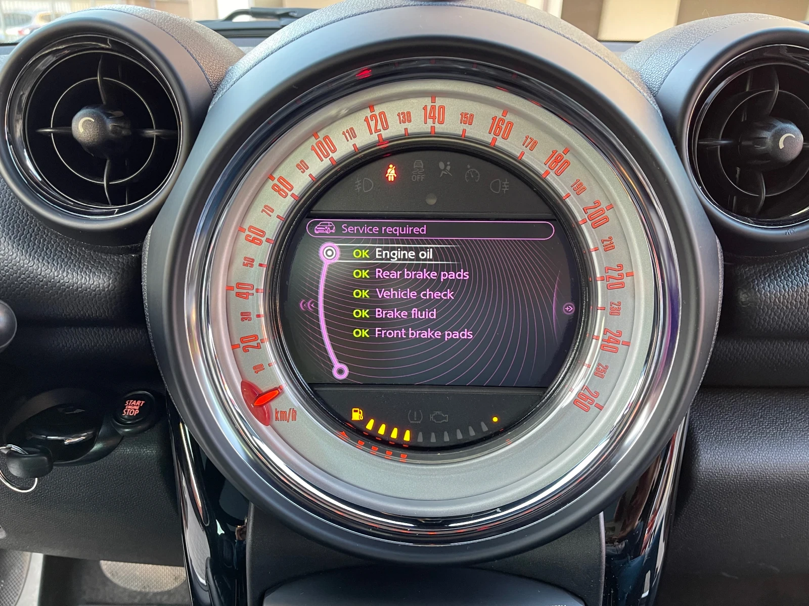 Mini Countryman 2.0 - изображение 9