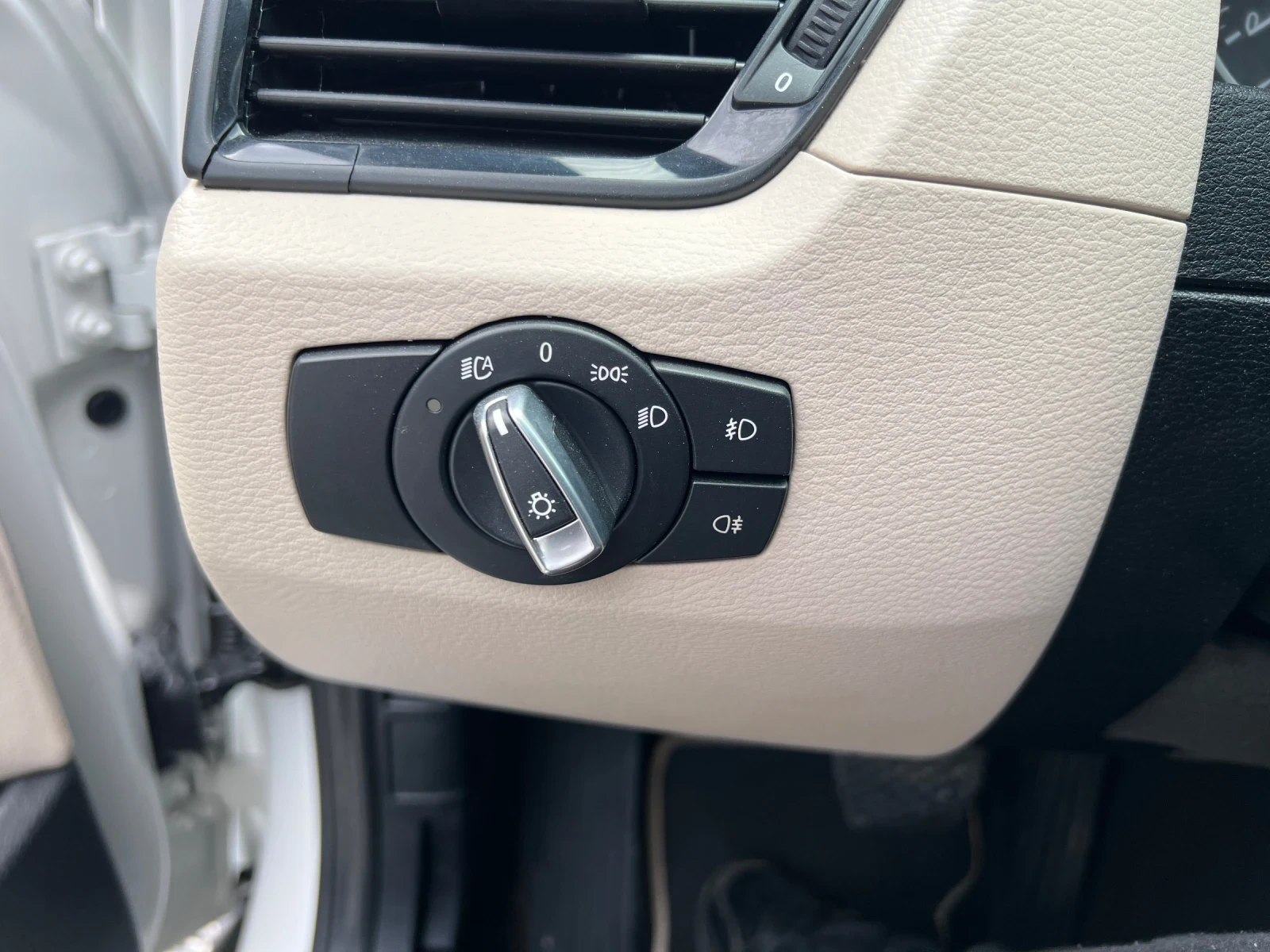 BMW X1 2.5XD/169km/Nav/bi-xen/avtom/panorama | Mobile.bg   15