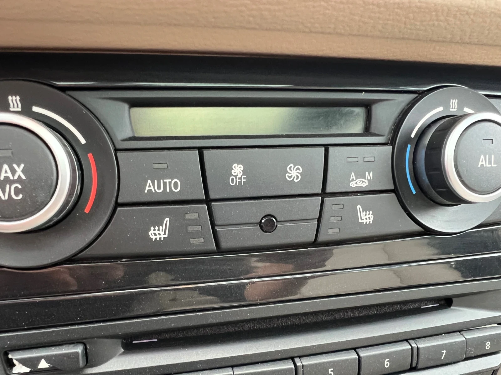 BMW X1 2.5XD/169km/Nav/bi-xen/avtom/panorama | Mobile.bg   12