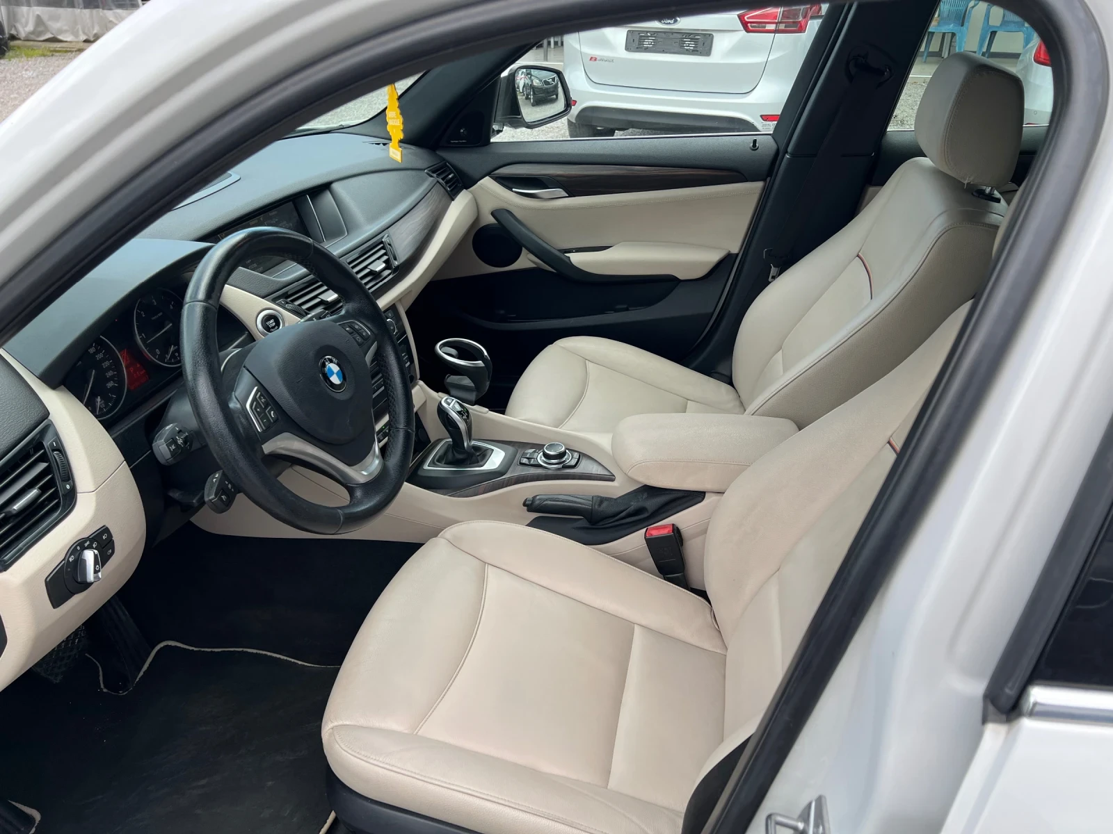BMW X1 2.5XD/169km/Nav/bi-xen/avtom/panorama - изображение 7