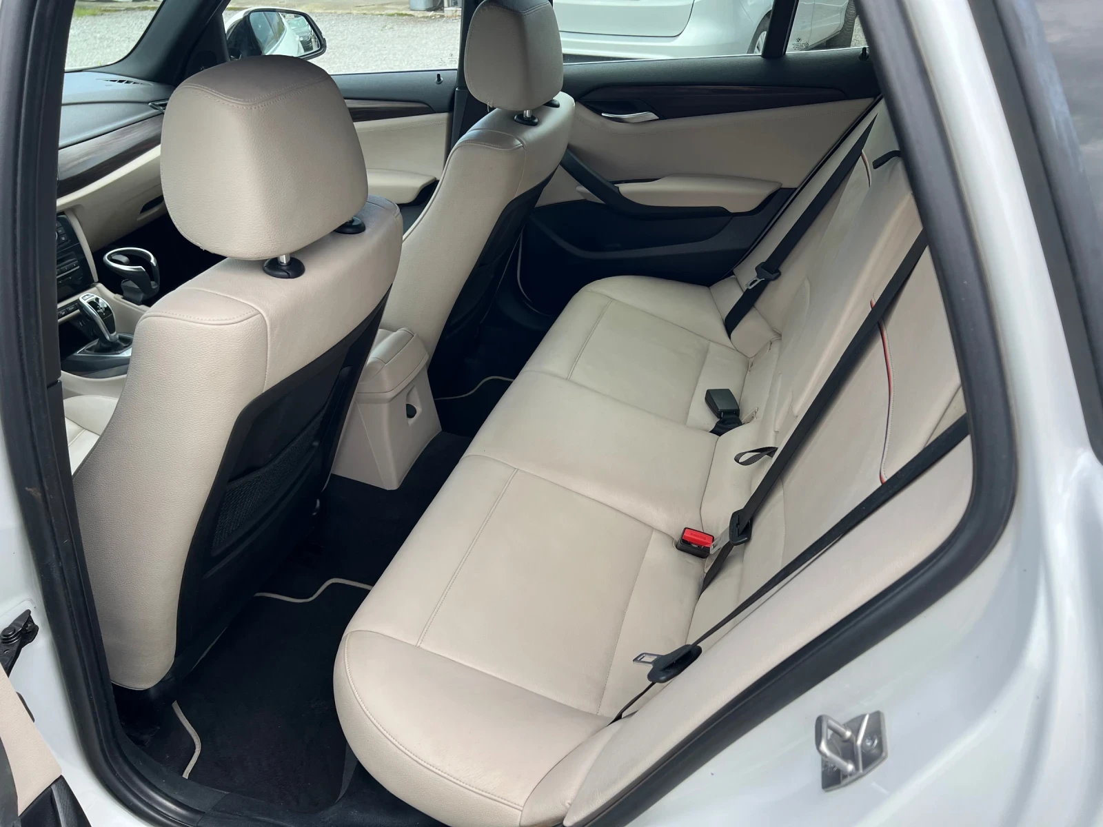BMW X1 2.5XD/169km/Nav/bi-xen/avtom/panorama - изображение 10