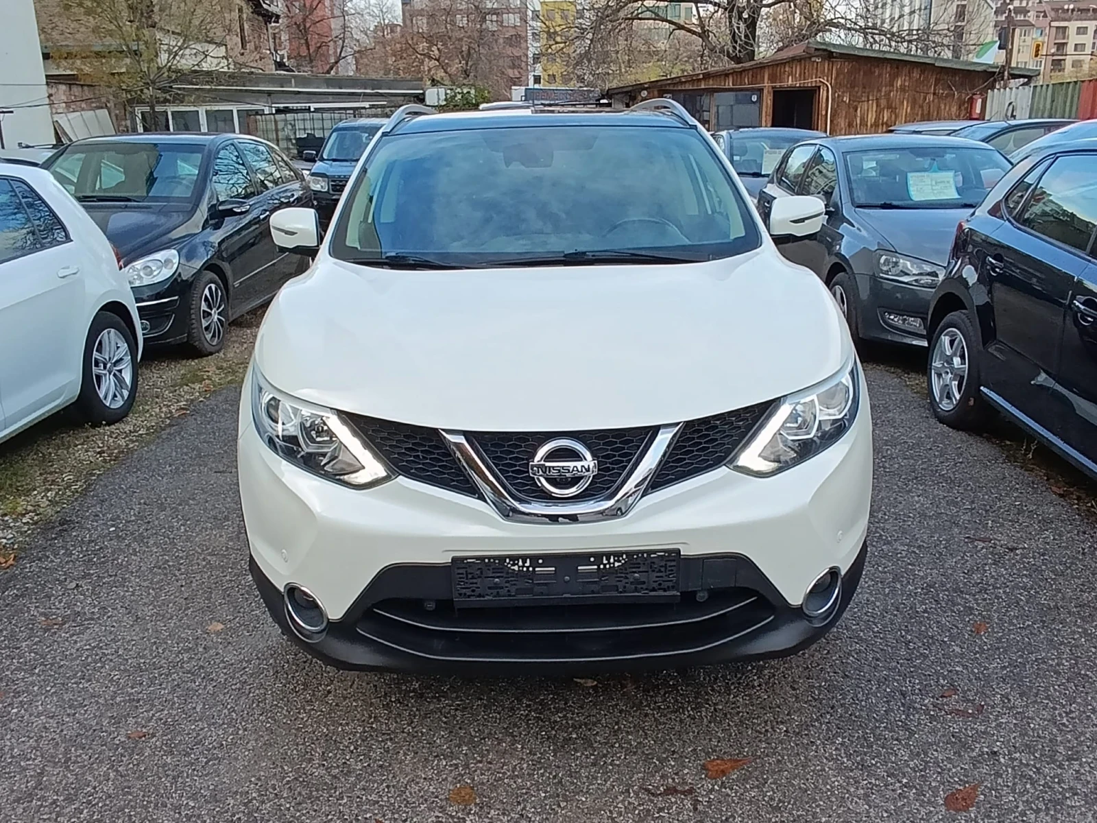 Nissan Qashqai 1.6dCi/4x4/Panorama/360cam/EVRO6/ | Mobile.bg   1