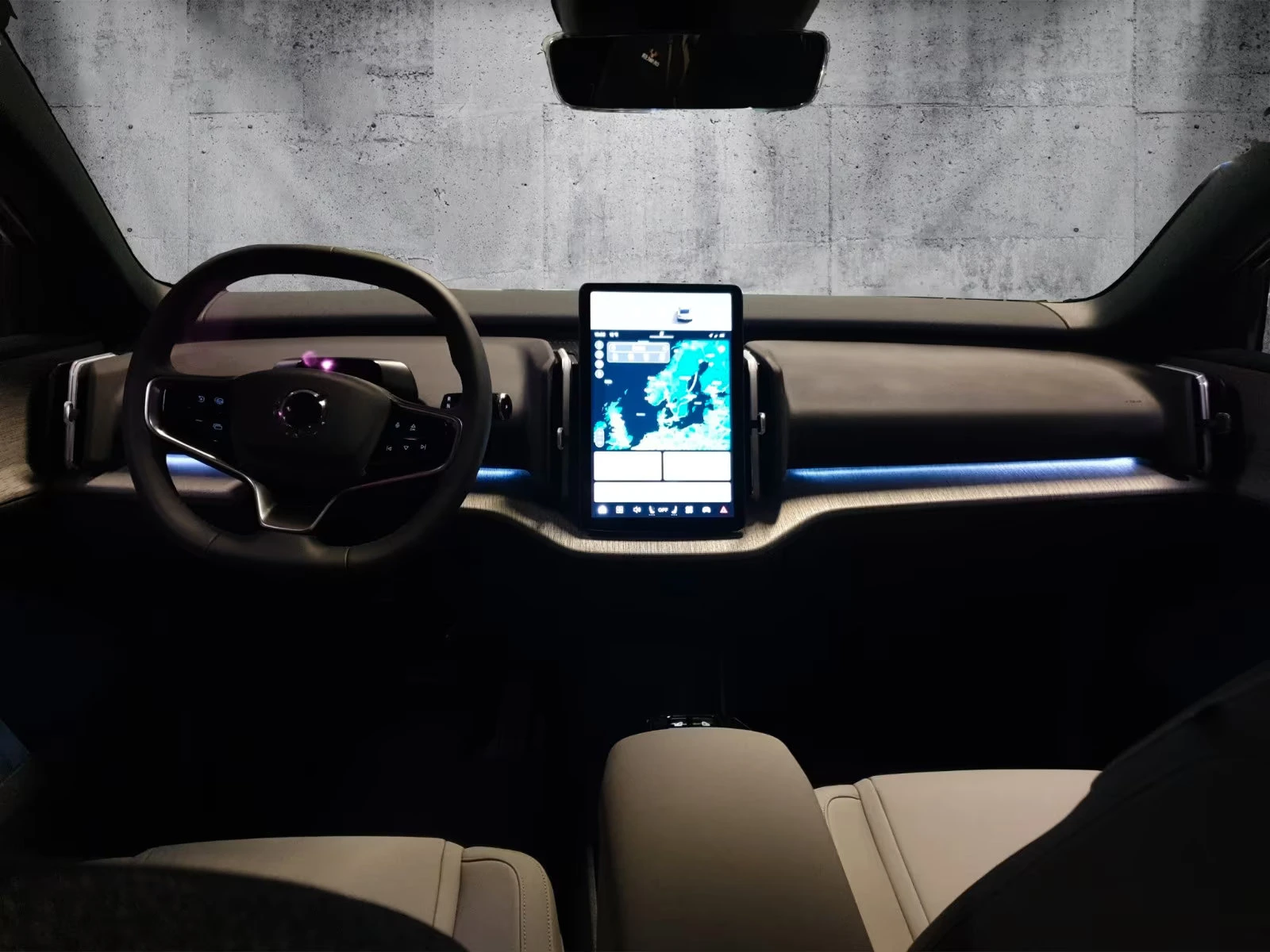 Volvo EX30 PLUS/EXTENDED-RANGE/272HP/KLESS/L.ASS/ACC/360/971f | Mobile.bg � ����������� 13