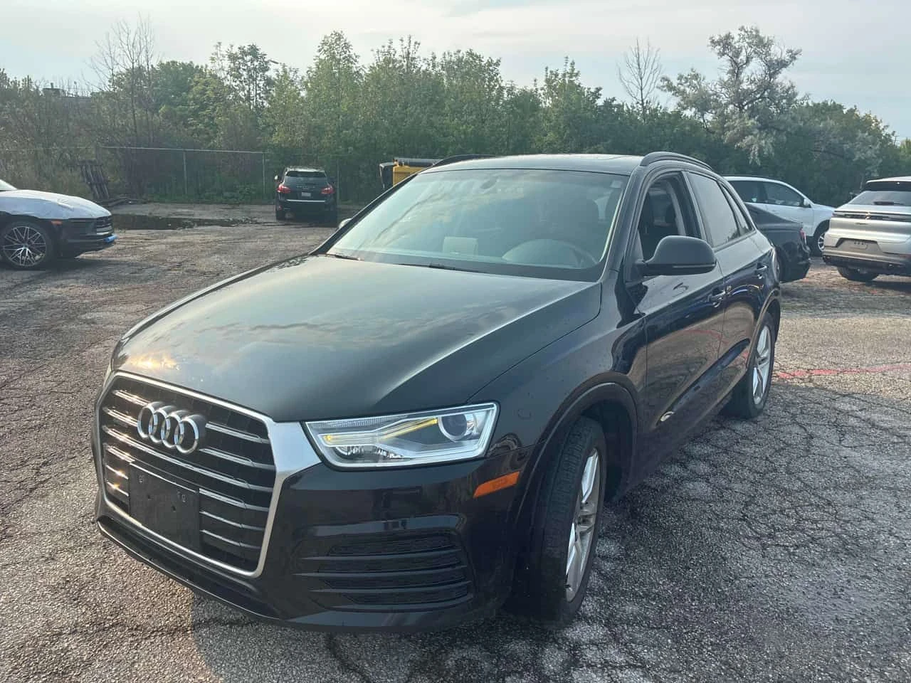 Audi Q3 * Komfort * CARFAX * ЦЕНА ДО БГ