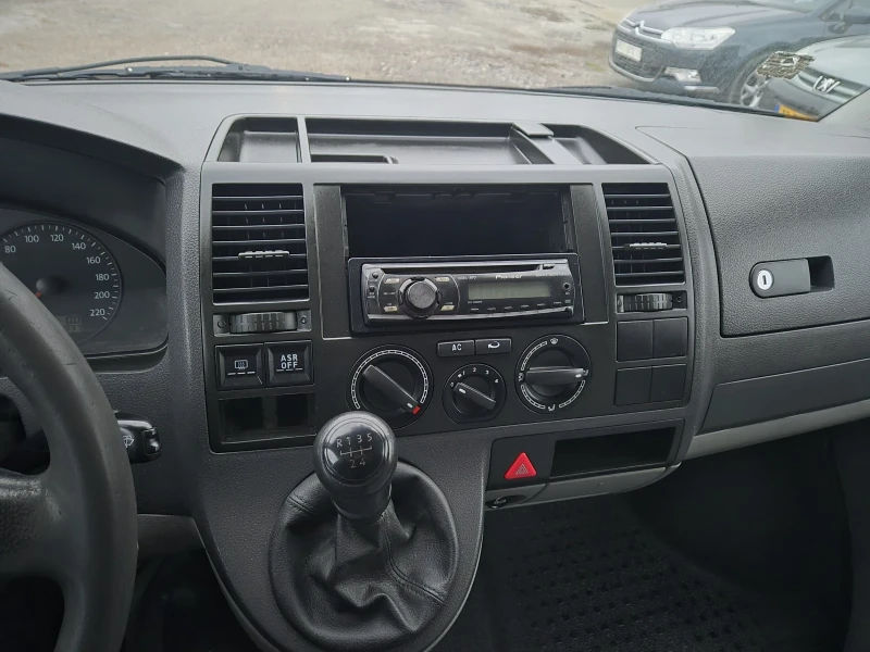 VW Transporter 1.9TDI, снимка 14 - Бусове и автобуси - 48215128