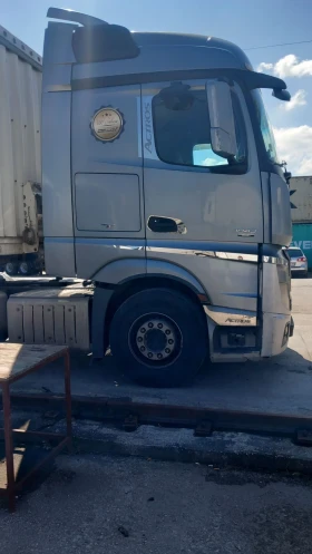Mercedes-Benz Actros 1845, снимка 4