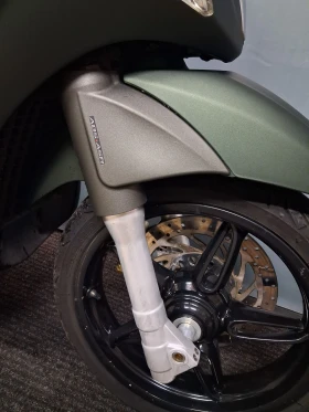 Piaggio Beverly 350i ABS ASR, снимка 11