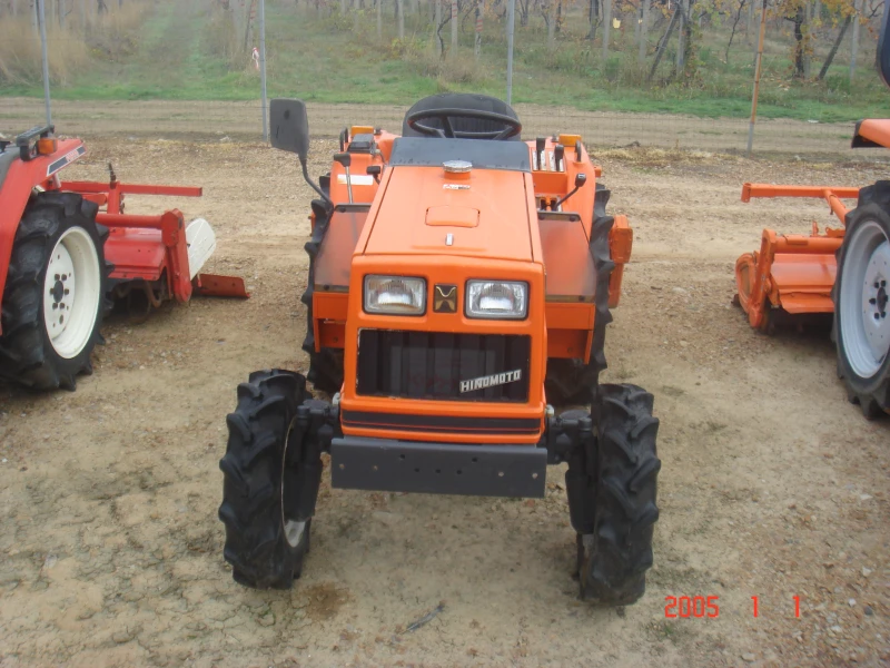 Трактор Kubota СКАЙТРАК, снимка 2 - Селскостопанска техника - 52286540