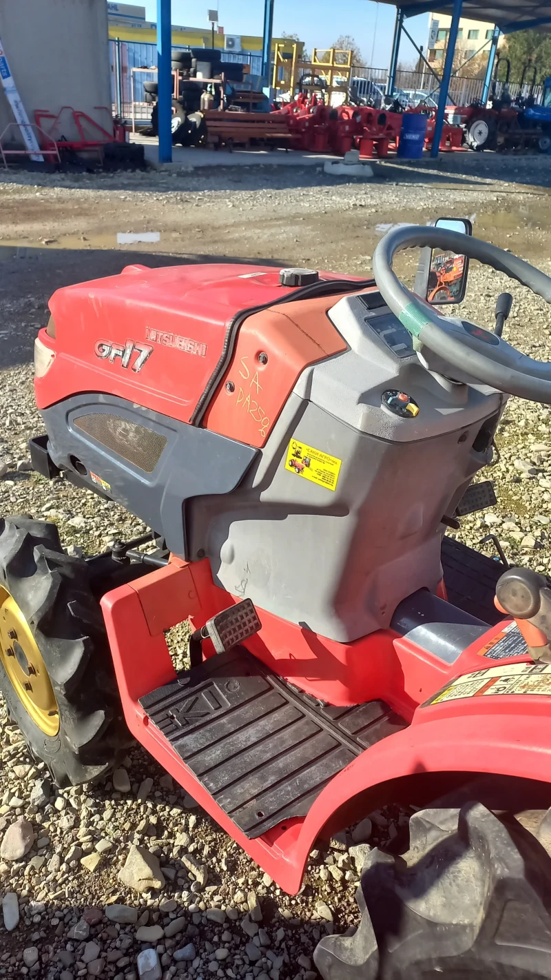 Трактор Mitsubishi Саки агро Сливен , снимка 3 - Селскостопанска техника - 52799652