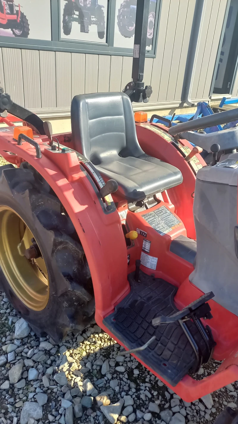 Трактор Mitsubishi Саки агро Сливен , снимка 4 - Селскостопанска техника - 52799652