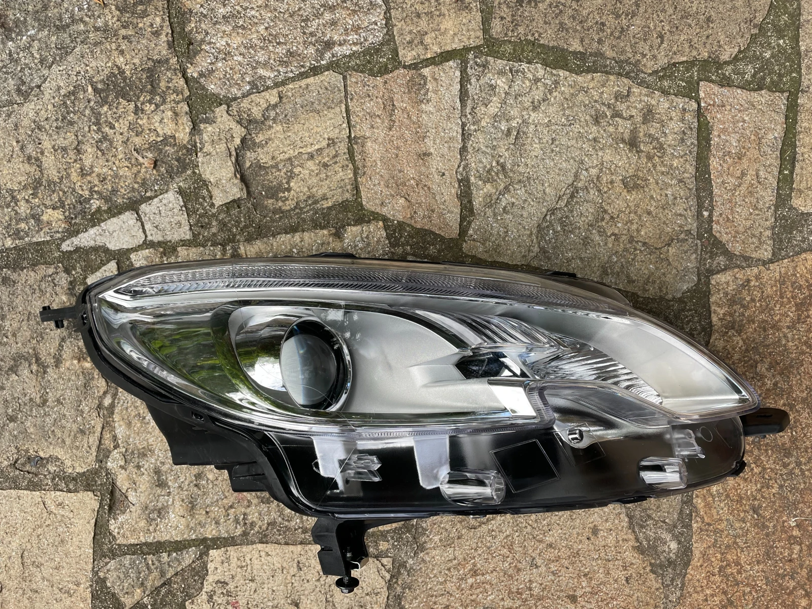 ��� ���� 2008 2013� �� 2016�. ����� � ��� ���� LED ������ �������� | Mobile.bg � ����������� 1