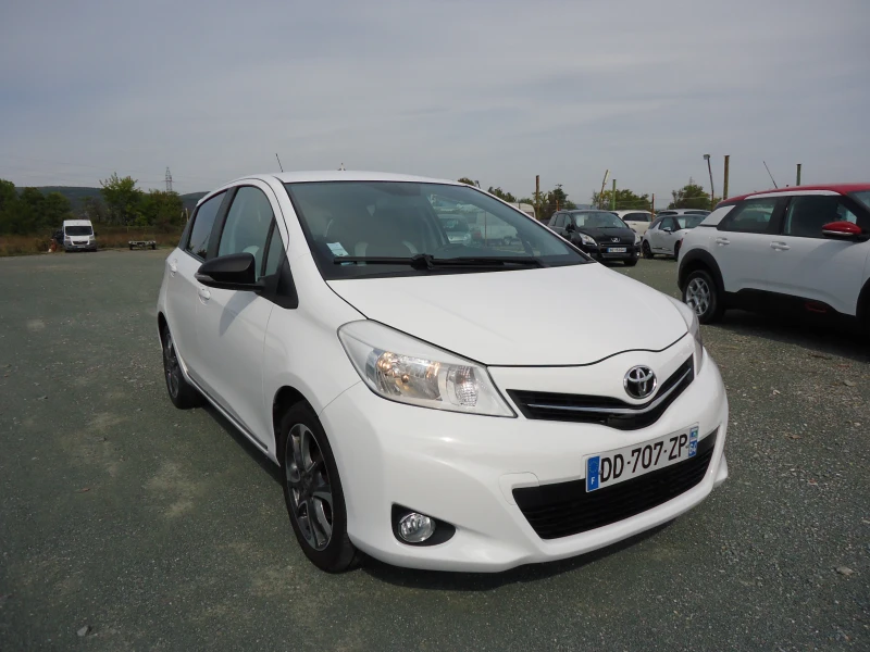 Toyota Yaris 1.33 Dual VVT-i, Камера, Климатроник, снимка 3 - Автомобили и джипове - 47523682