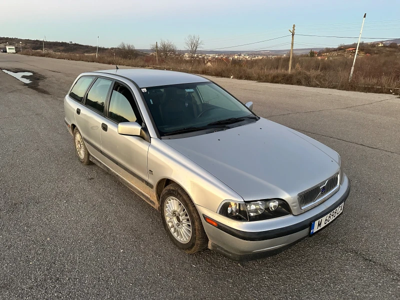 Volvo V40, снимка 5 - Автомобили и джипове - 48522435