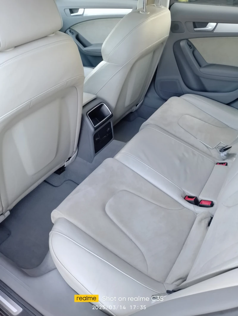 Audi A4 2.0TDI, снимка 10 - Автомобили и джипове - 49497718