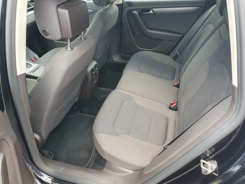 VW Passat 1.4 TSI/ECOFUEL/DSG, снимка 8 - Автомобили и джипове - 50857700