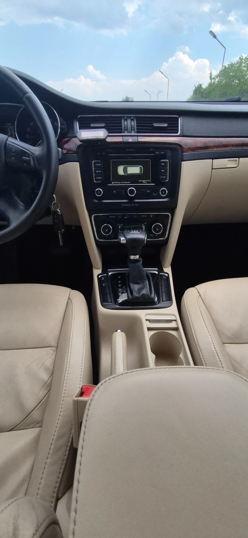 Skoda Superb 2.0TDI/PODGREV/NAVI/KOJA/MAXX FULL, снимка 13 - Автомобили и джипове - 51486745