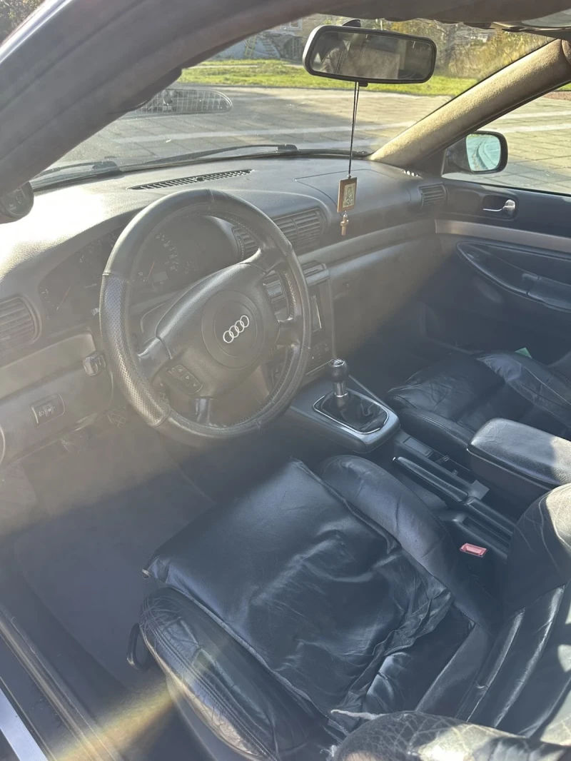 Audi A4, снимка 10 - Автомобили и джипове - 52756205