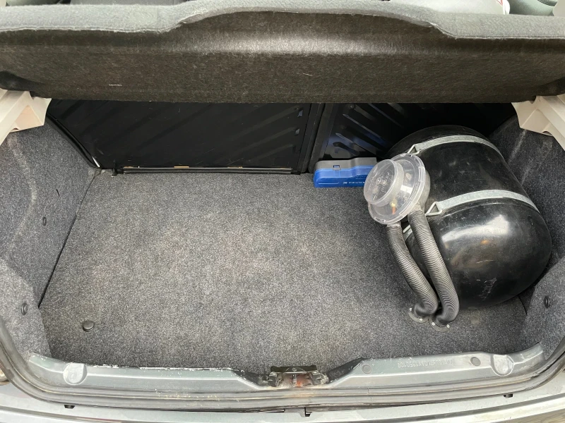 Peugeot 206 PLUS 1.1 , снимка 8 - Автомобили и джипове - 52356369