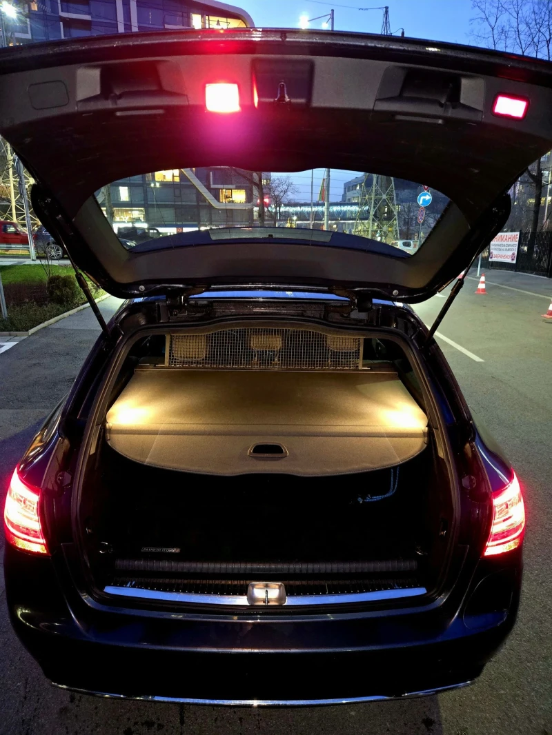 Mercedes-Benz C 350 Plug-in hybrid , снимка 5 - Автомобили и джипове - 52527124