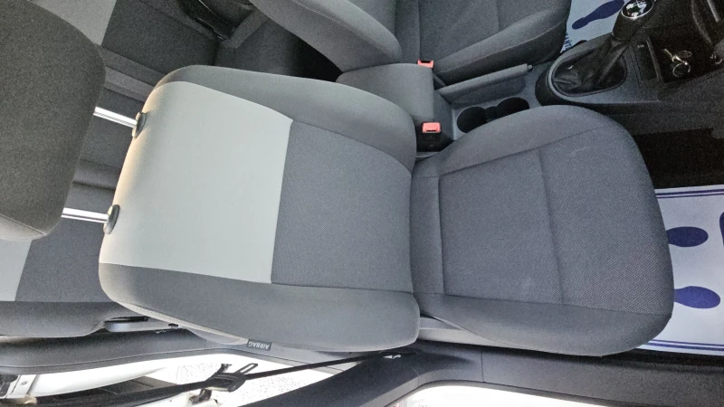 VW Caddy Макси.Пътник.2013г.Отлична, снимка 14 - Автомобили и джипове - 52553968