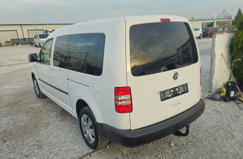 VW Caddy Макси.Пътник.2013г.Отлична, снимка 7 - Автомобили и джипове - 52553968