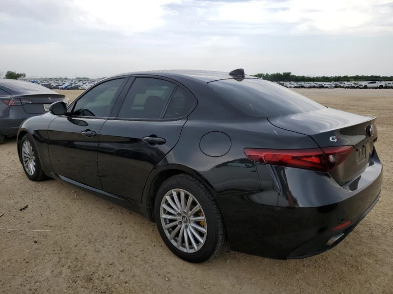 Alfa Romeo Giulia Ti Q4 280кс * Възможност за Лизинг* , снимка 2 - Автомобили и джипове - 52663802