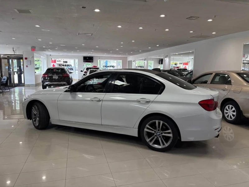BMW 330 XDRIVE * * CARFAX * * АВТОКРЕДИТ * * , снимка 9 - Автомобили и джипове - 52749107