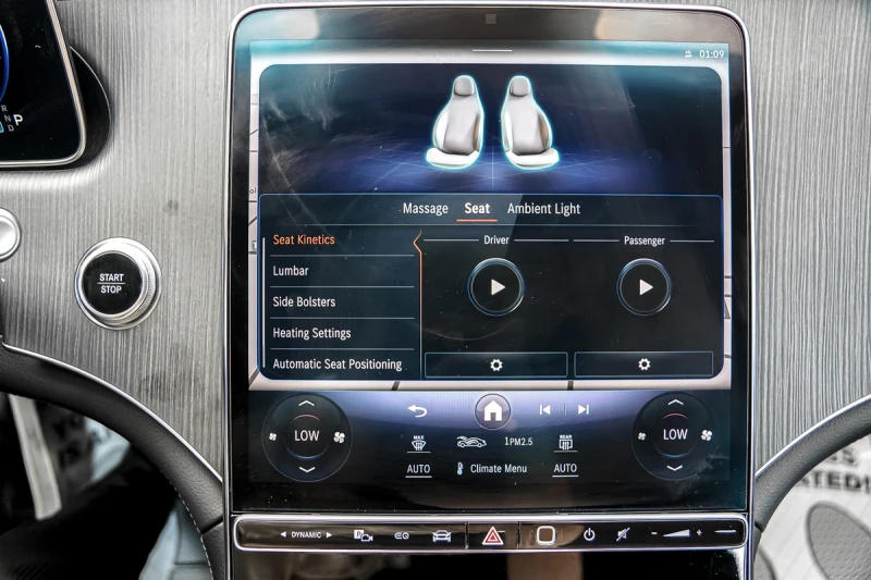 Mercedes-Benz EQS CARFAX* АВТОФИНАНСИРАНЕ* БЕЗ ПЪРВОНАЧАЛНА ВНОСКА* , снимка 13 - Автомобили и джипове - 52909625