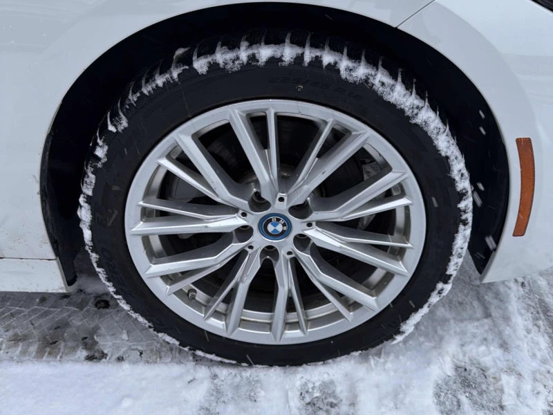 BMW 330 Е* CARFAX* АВТОФИНАНС* БЕЗ ПЪРВОНАЧАЛНА ВНОСКА* , снимка 7 - Автомобили и джипове - 53080713