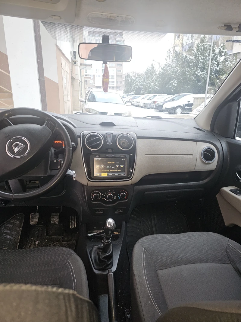 Dacia Lodgy, снимка 8 - Автомобили и джипове - 53154106