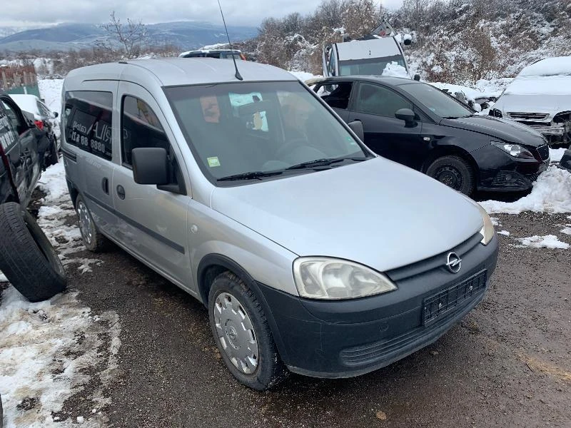 Opel Combo 1.6i,EcoM,CNG,97кс.,2010г., снимка 2 - Автомобили и джипове - 35963597