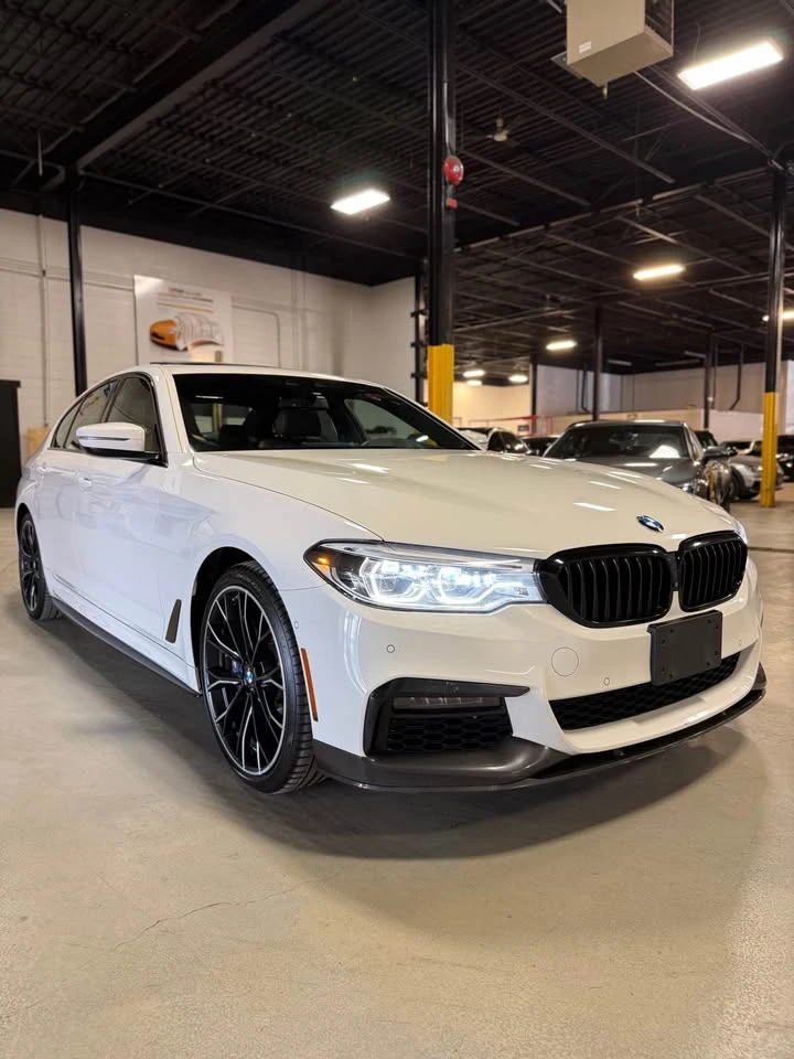 BMW 530E * M-Package * * xDrive* * Harman * (ЦЕНА ДО БГ) - изображение 2
