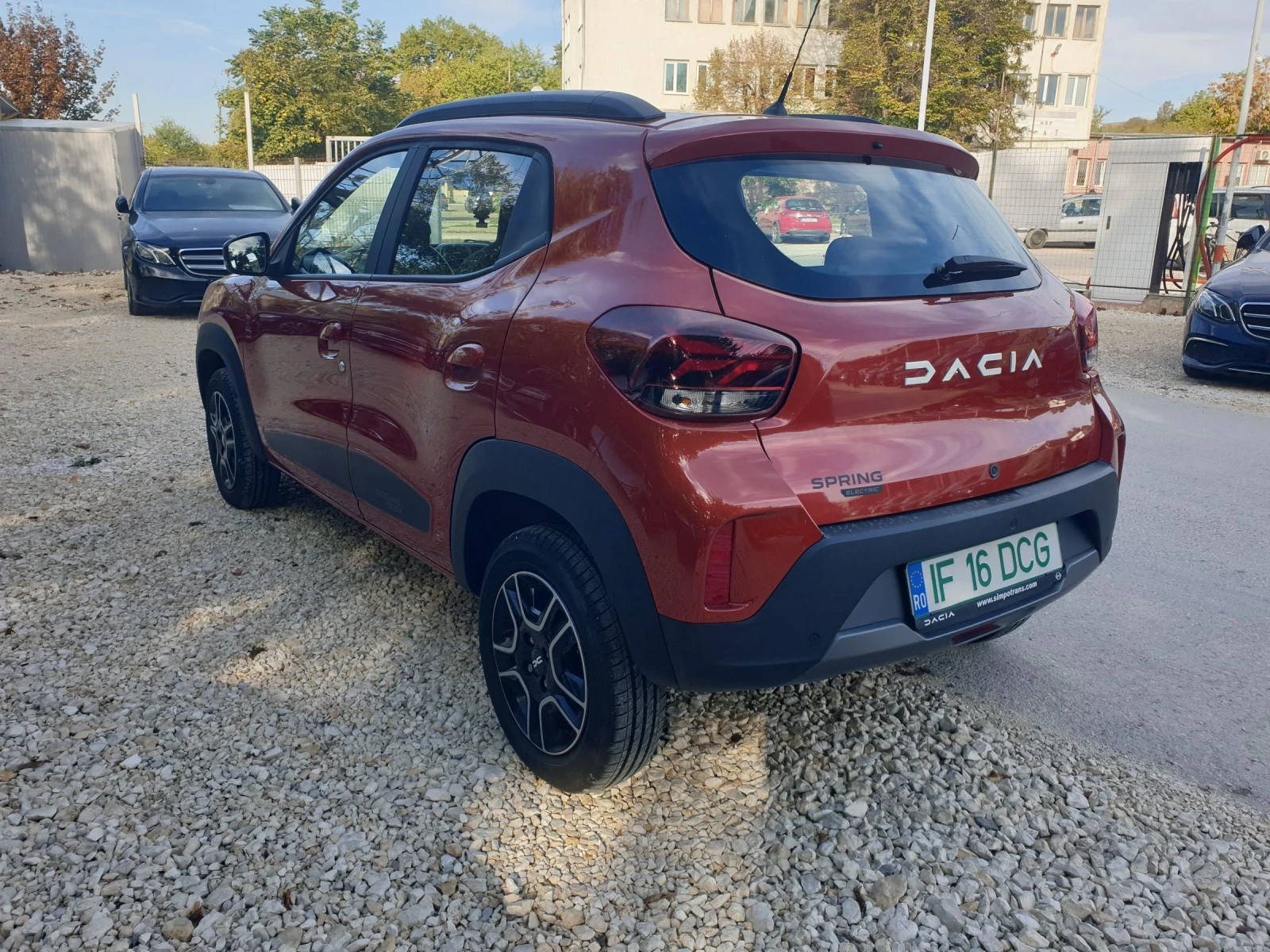 Dacia Spring RED EDITION 45 CCS Гаранция Лизинг - изображение 3