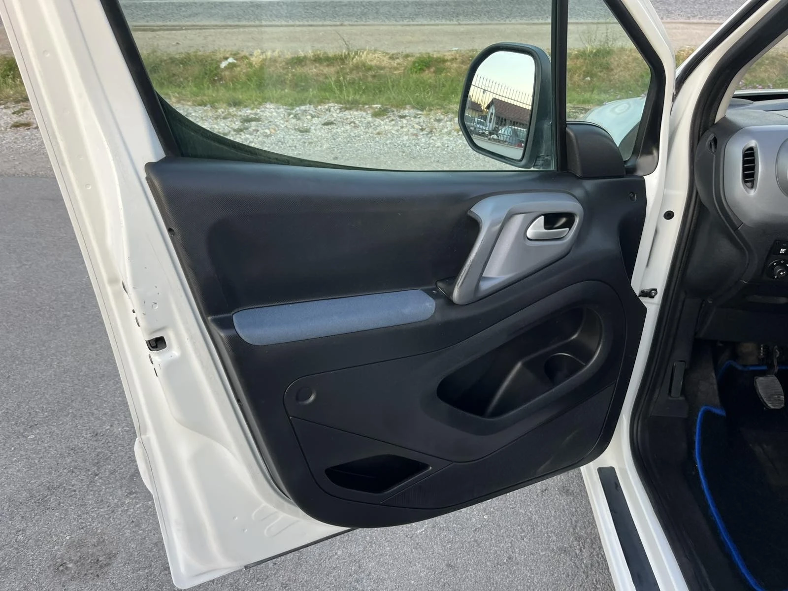 Citroen Berlingo 1.6HDI 92кс N1 MULTISPACE КЛИМАТРОНИК АВТОПИЛОТ   - изображение 7