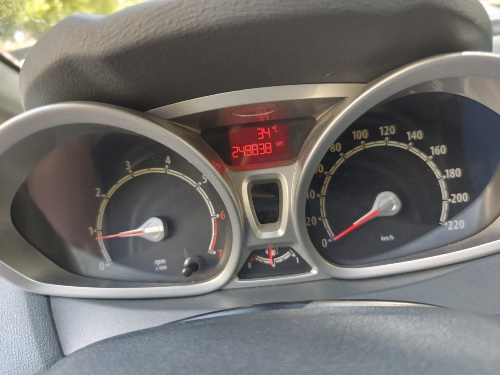 Ford Fiesta 1.4 GPL - изображение 7