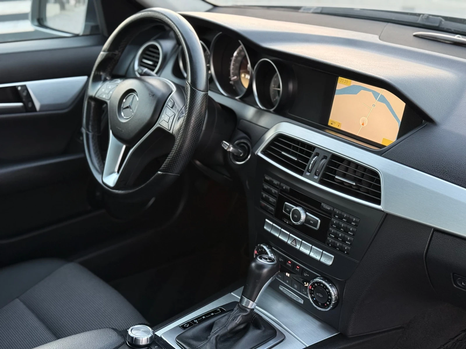 Mercedes-Benz C 220 CDI* Avantgarde* 7G-Tronic* NAVI* Подгрев* PDC*  - изображение 10