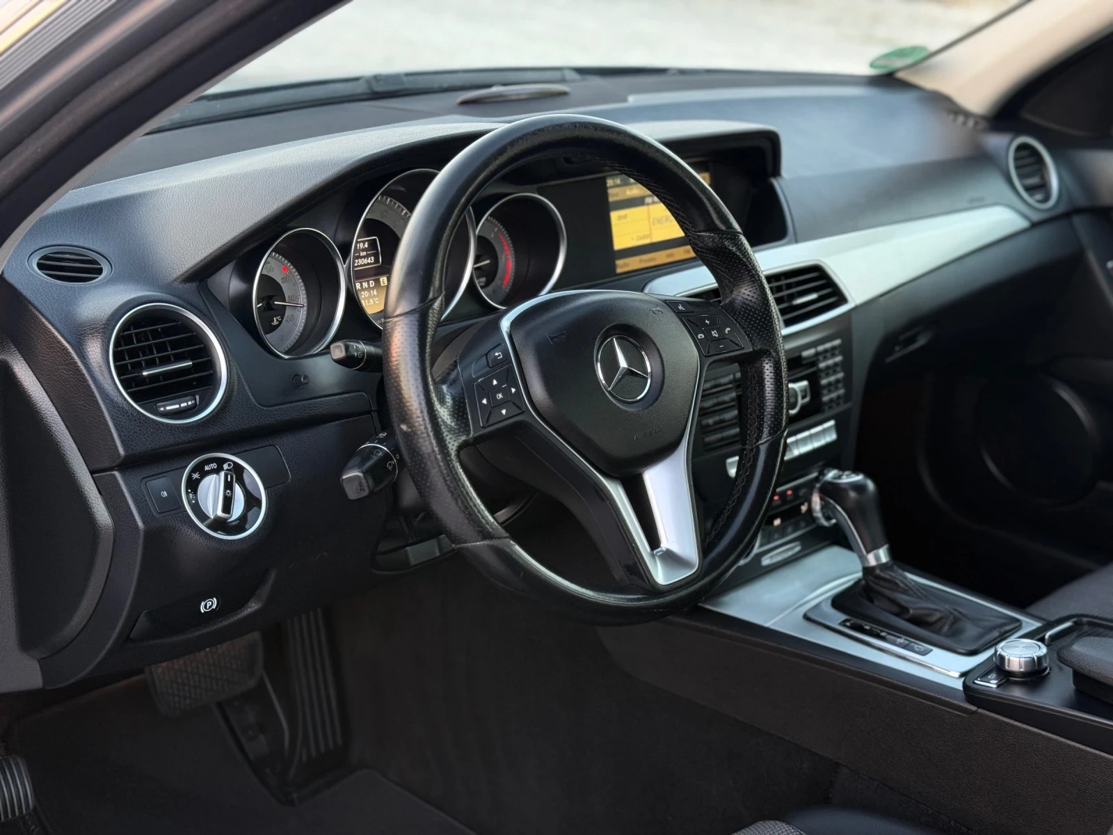 Mercedes-Benz C 220 CDI* Avantgarde* 7G-Tronic* NAVI* Подгрев* PDC*  - изображение 7