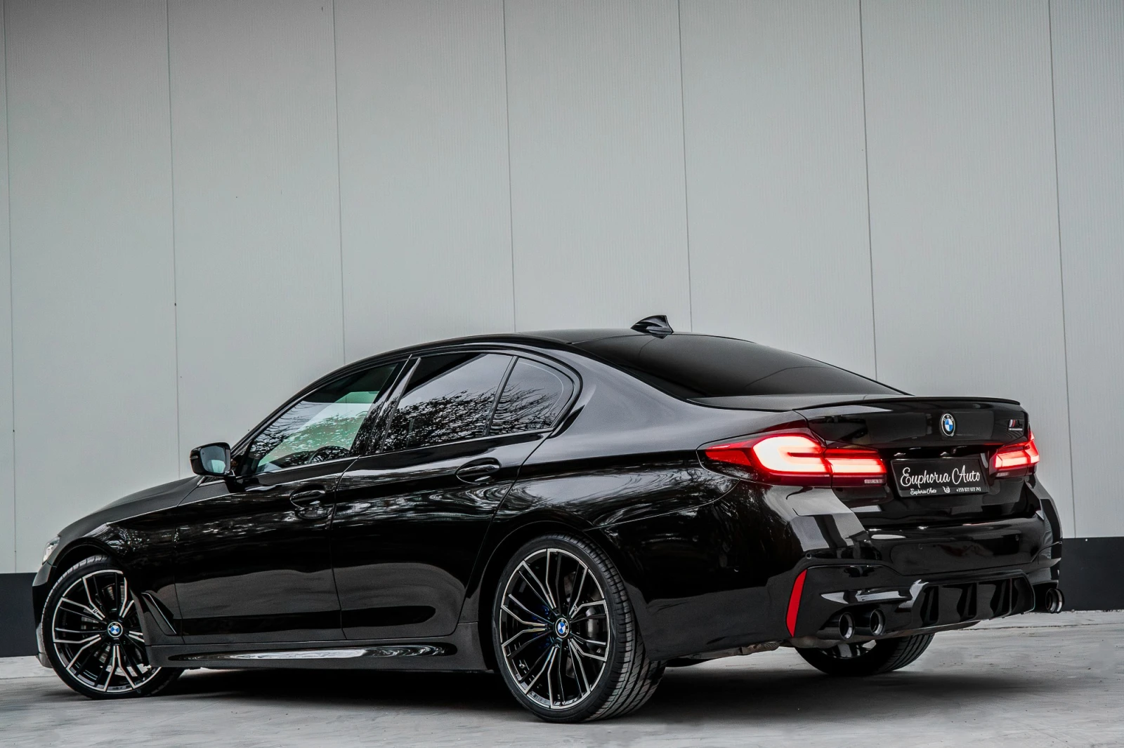 BMW 550 I* X-DRIVE* 3xTV* M-SPORT* HARMAN* LASER* DIGITAL* - изображение 3