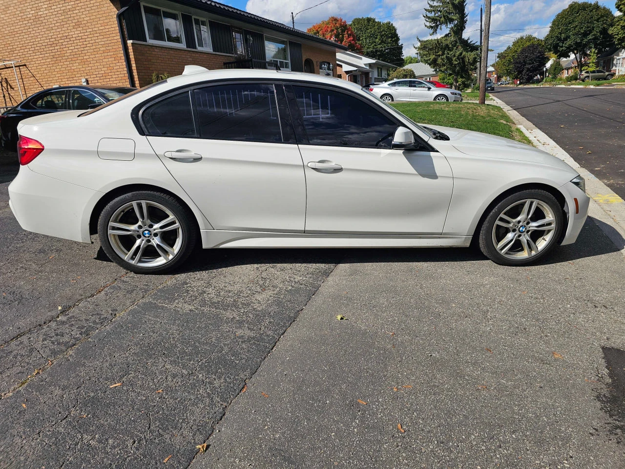 BMW 330 * АВТО КРЕДИТ* ЦЕНА ДО БГ * СЕРВИЗНА ИСТОРИЯ *  - изображение 3