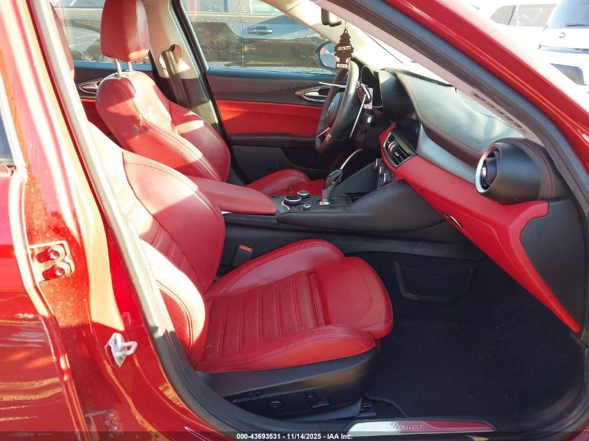 Alfa Romeo Giulia RWD* !TI SPORT!* АвтоКредит* Цена до БГ - изображение 5