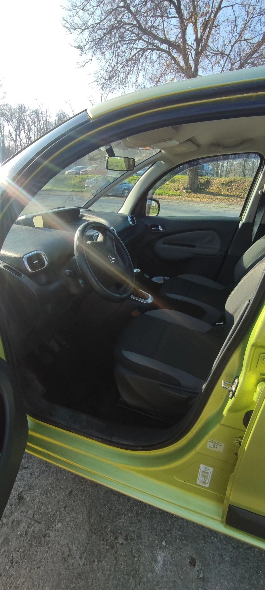 Citroen C3 Picasso, снимка 9 - Автомобили и джипове - 53847219