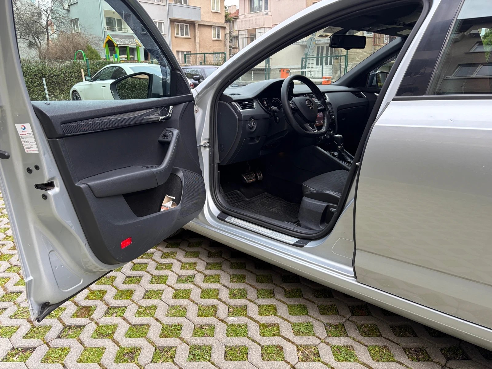 Skoda Octavia VRS, снимка 7 - Автомобили и джипове - 53934929