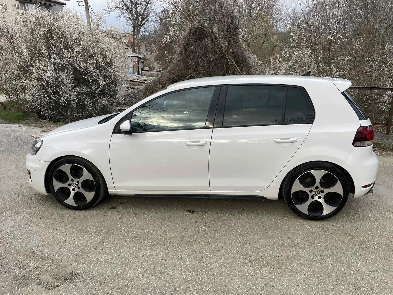 VW Golf 6 GTI 2.0TSI, снимка 6 - Автомобили и джипове - 53939488