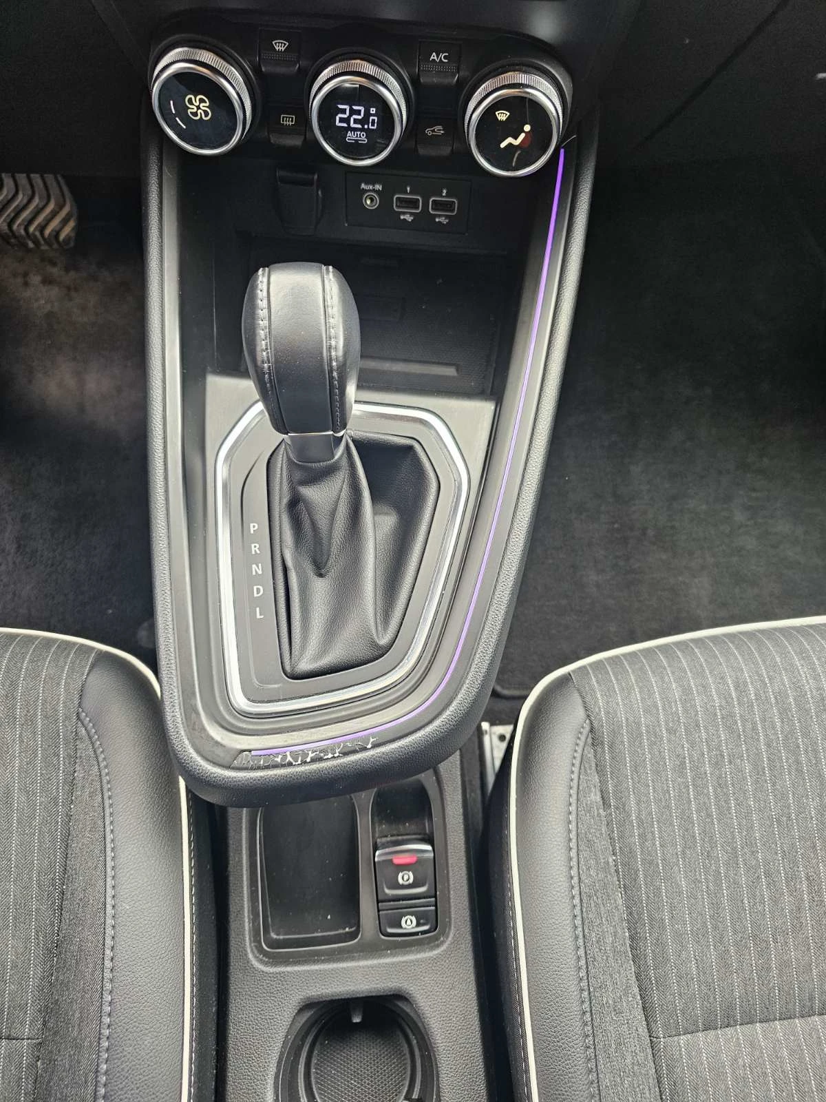 Renault Clio 1.0 TCe 90 Stop&Start EDC, снимка 9 - Автомобили и джипове - 53962677