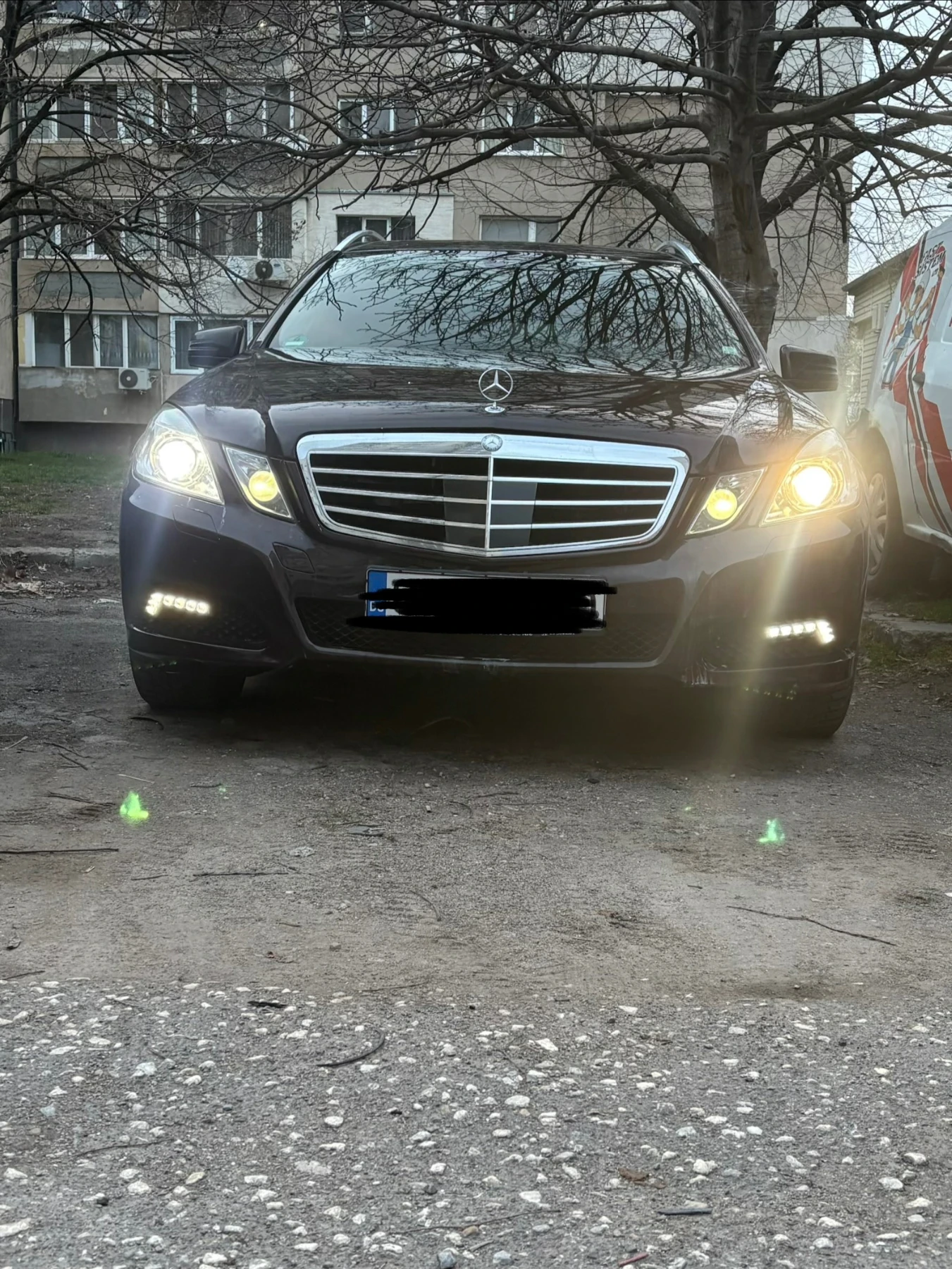 Mercedes-Benz E 350 CDI Avangarde, снимка 2 - Автомобили и джипове - 53974978