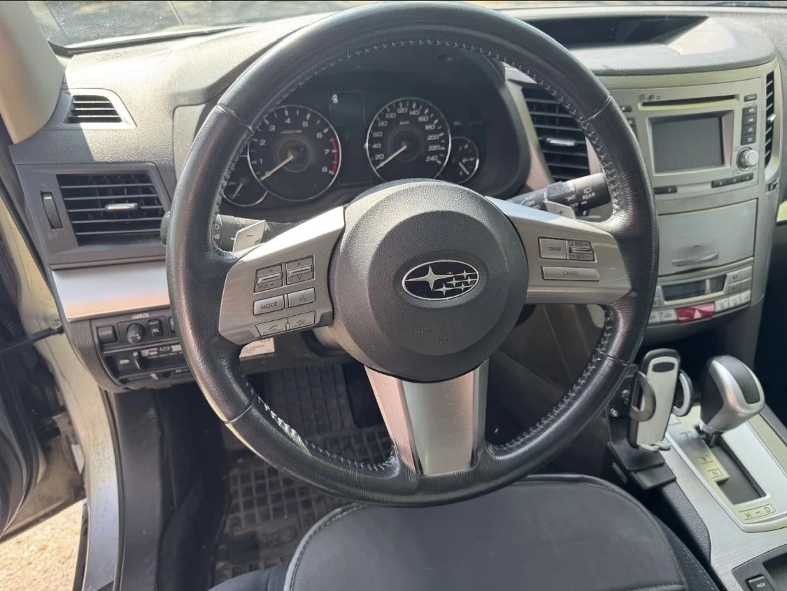 Subaru Outback Legacy 4x4, снимка 10 - Автомобили и джипове - 54313472
