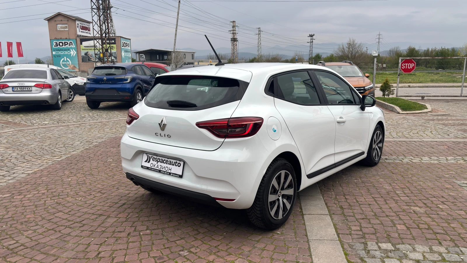 Renault Clio TCe 90 BVM, снимка 2 - Автомобили и джипове - 54429012