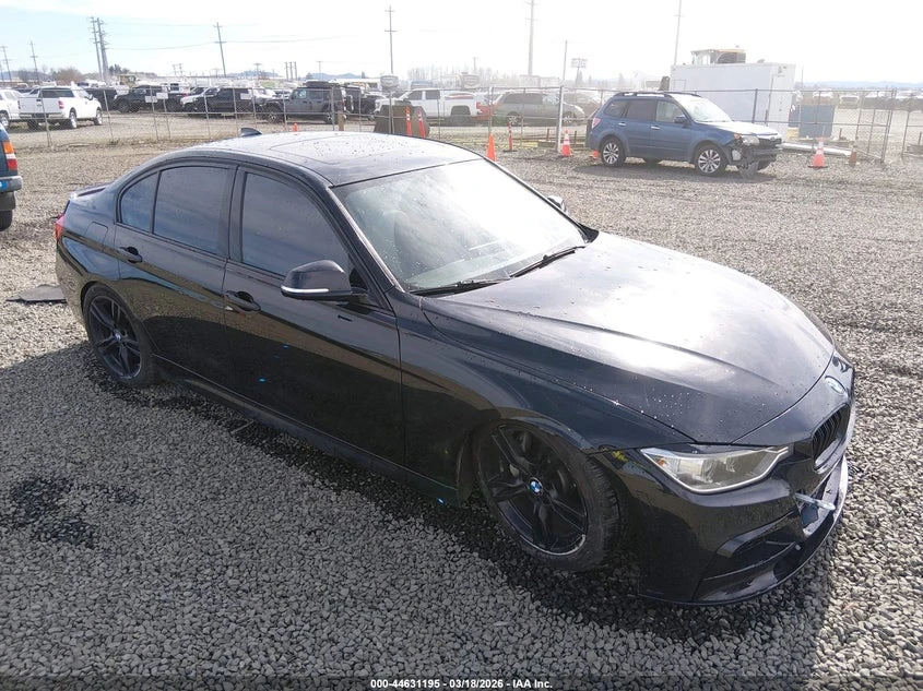 BMW 335 2014 BMW 335I, снимка 3 - Автомобили и джипове - 54436289