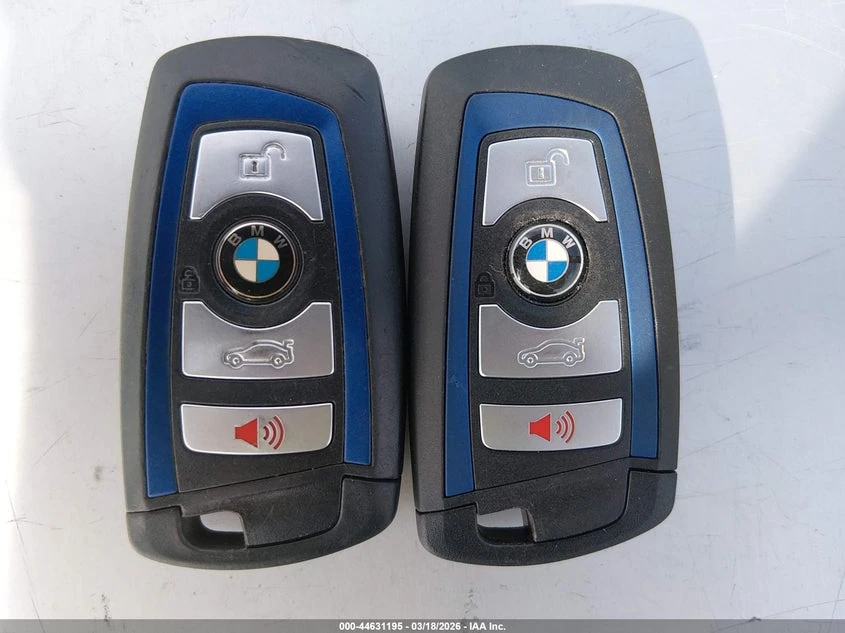 BMW 335 2014 BMW 335I, снимка 10 - Автомобили и джипове - 54436289